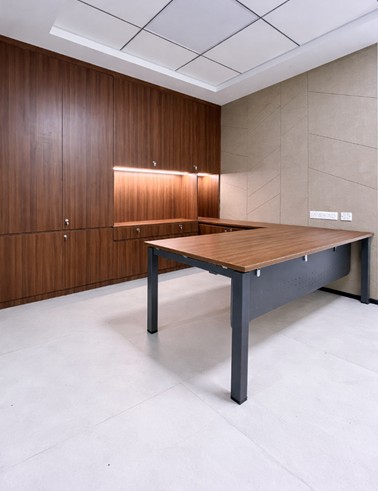 EXECUTIVE DESK