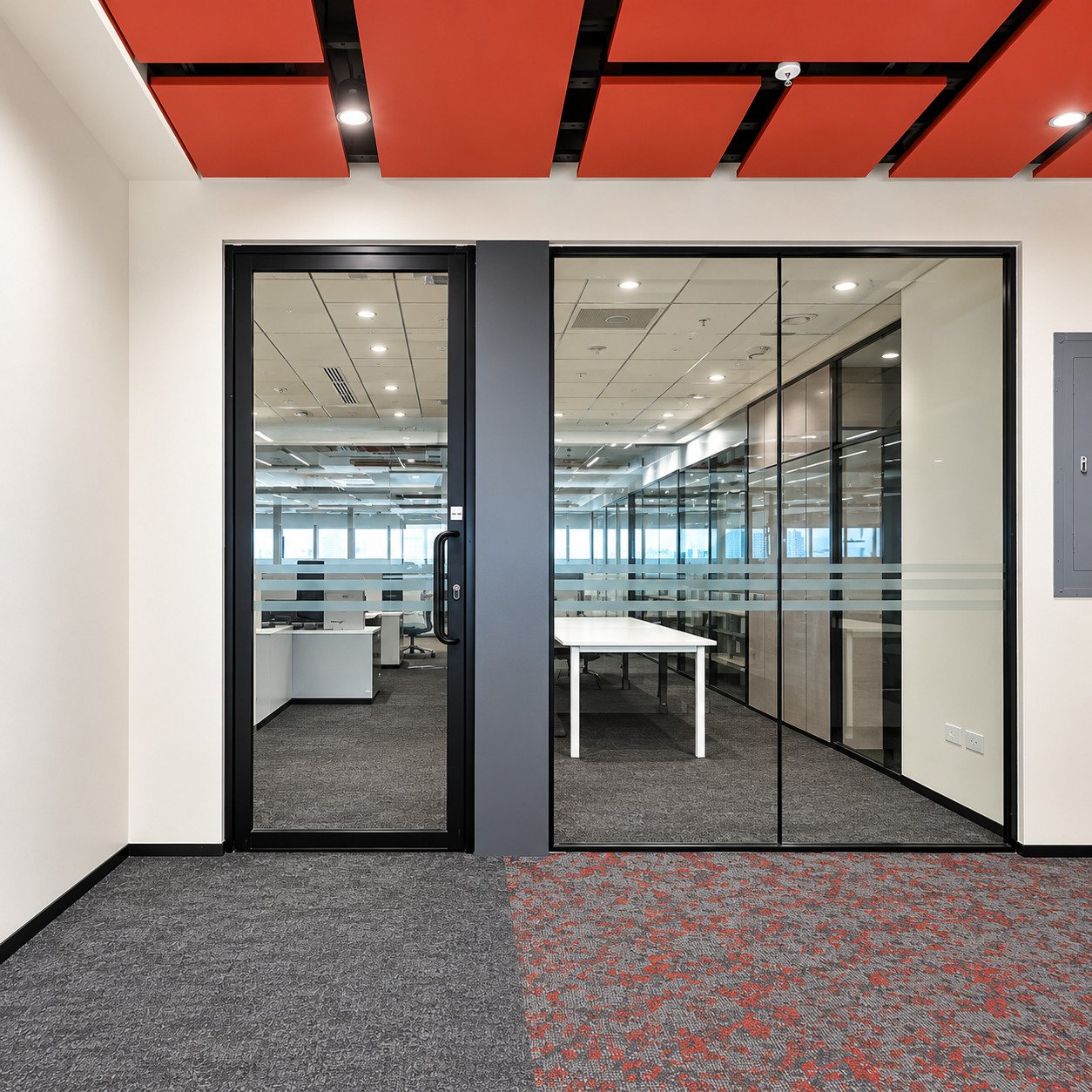 DESQKRAFT GLASS PARTITIONS (167)