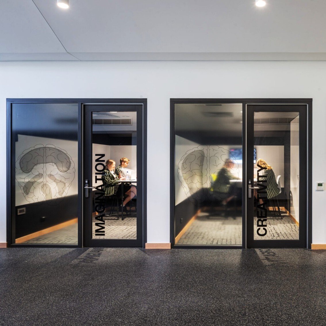 INFINITY STILE DOORS